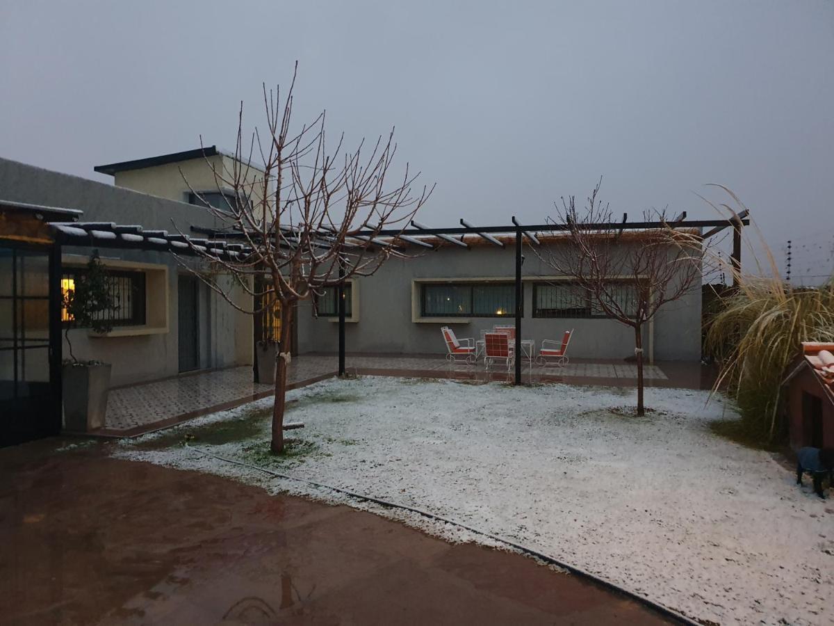 Casa Al Pie De Los Andes Lujan de Cuyo ภายนอก รูปภาพ